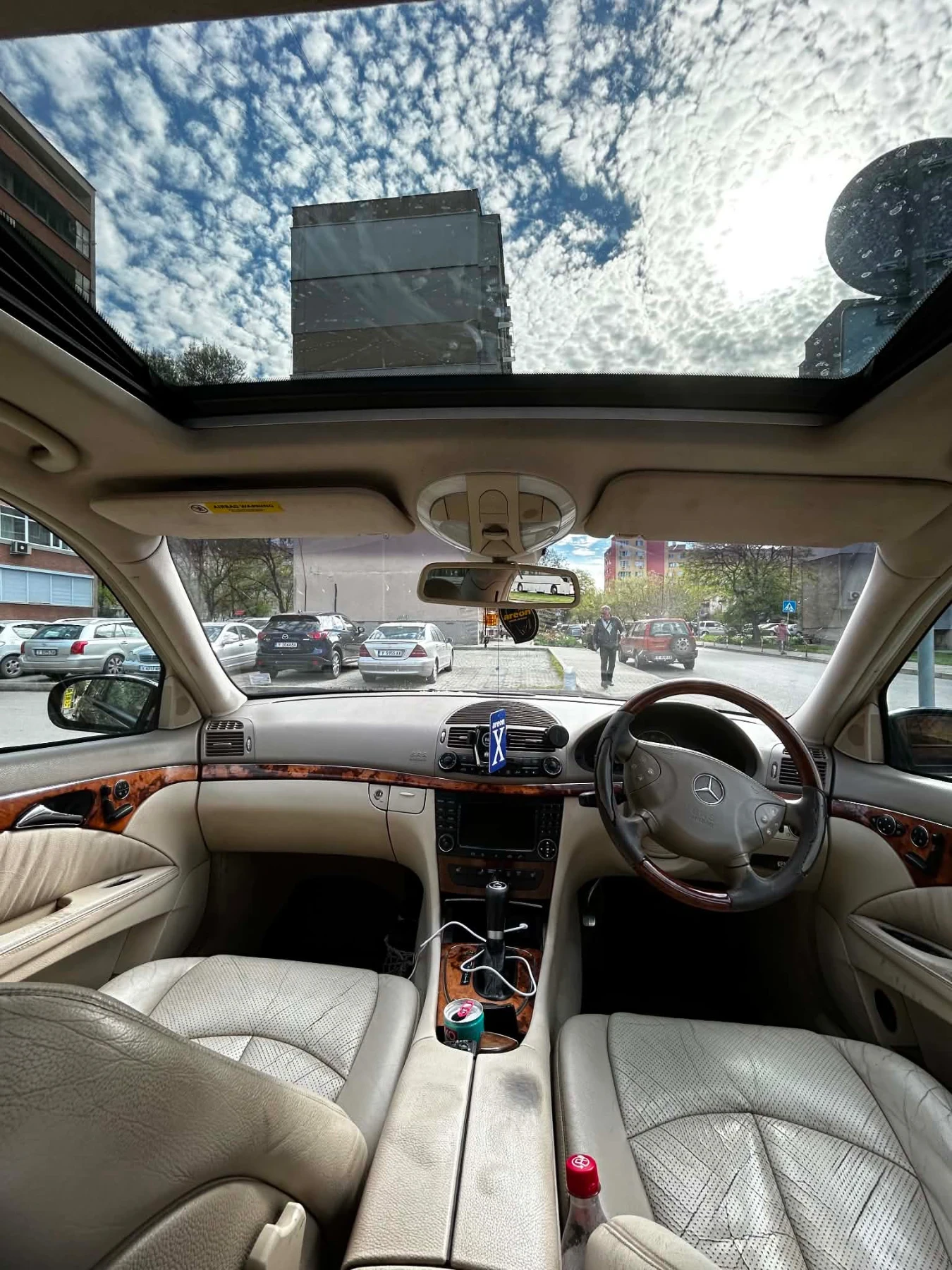 Mercedes-Benz E 320, снимка 3 - Автомобили и джипове - 56273475