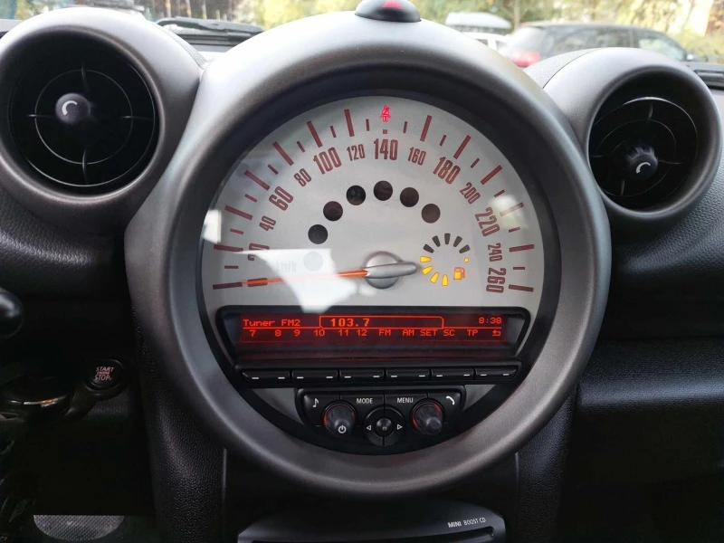 Mini Countryman 2, 0d 4x4 AUTOMATIC, снимка 11 - Автомобили и джипове - 42634558