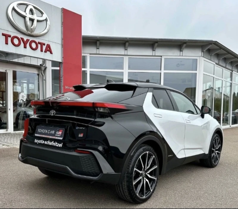 Toyota C-HR GR SPORT , снимка 4 - Автомобили и джипове - 47388109