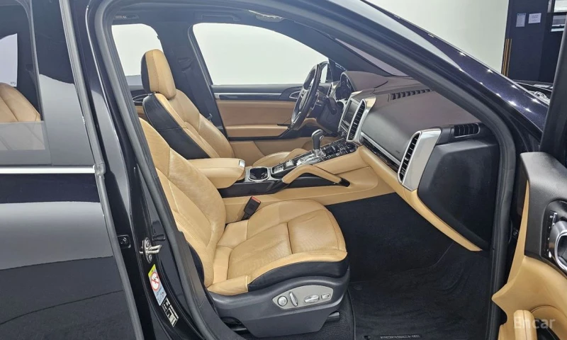 Porsche Cayenne, снимка 10 - Автомобили и джипове - 53000917