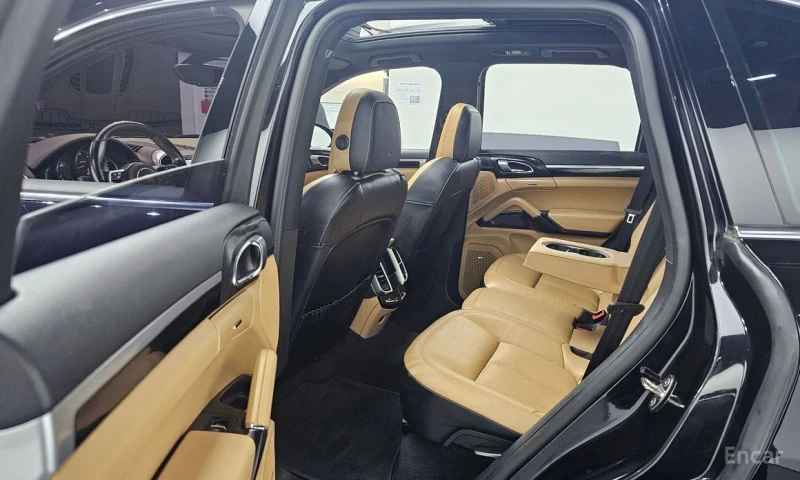 Porsche Cayenne, снимка 12 - Автомобили и джипове - 53000917