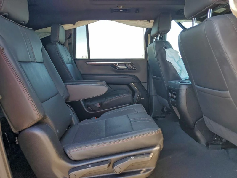 Chevrolet Suburban  K1500 RST AWD/АВТОКРЕДИТ, снимка 11 - Автомобили и джипове - 53370537