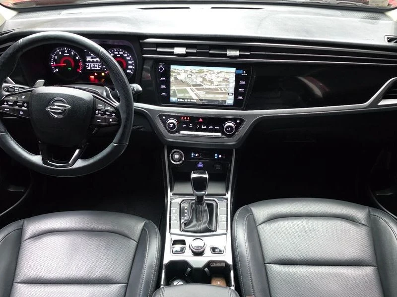 SsangYong Korando 1.5 Automatic КРАЙНА ЦЕНА: 14429 EUR !!!РЕАЛНА КРА, снимка 7 - Автомобили и джипове - 55968192