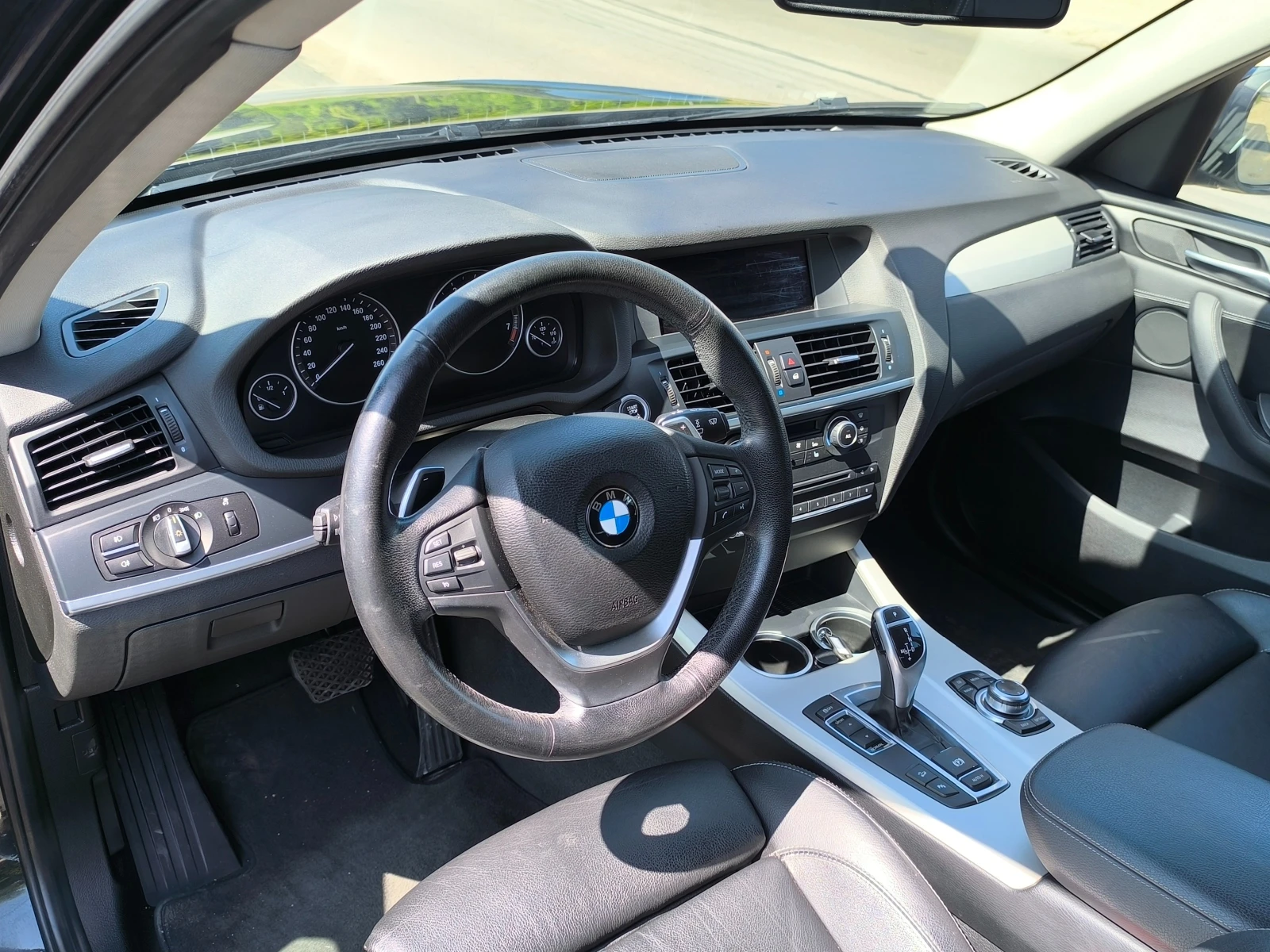 BMW X3 xDrive35i  - изображение 10