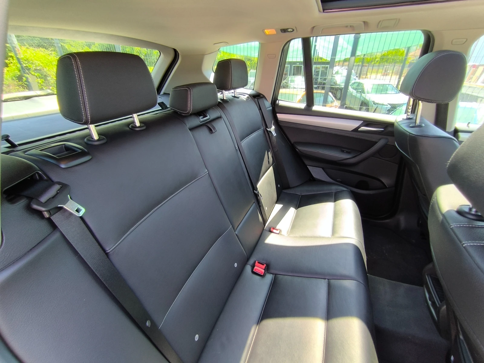 BMW X3 xDrive35i  | Mobile.bg   12