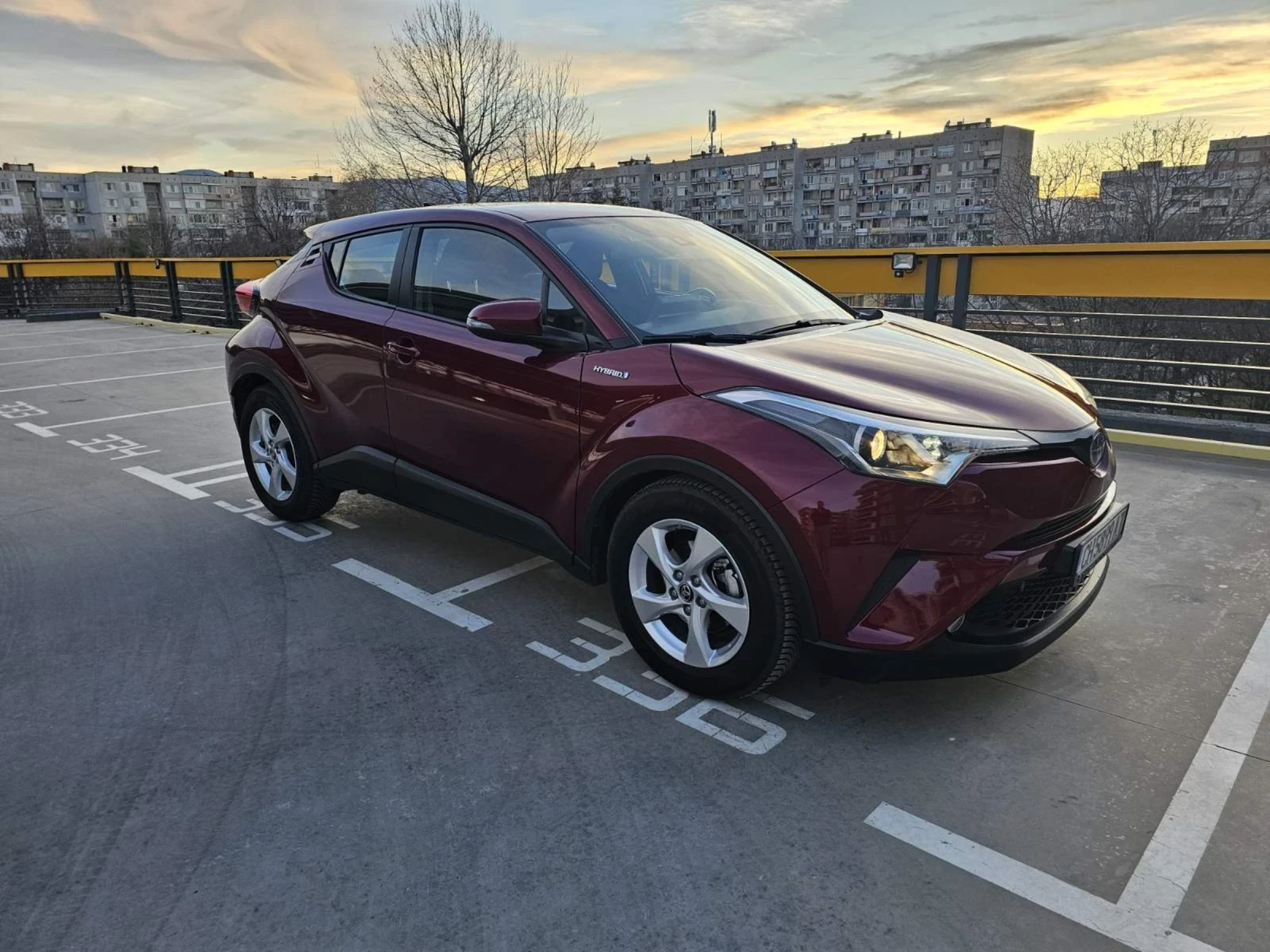 Toyota C-HR 1.8 Hybrid - изображение 8