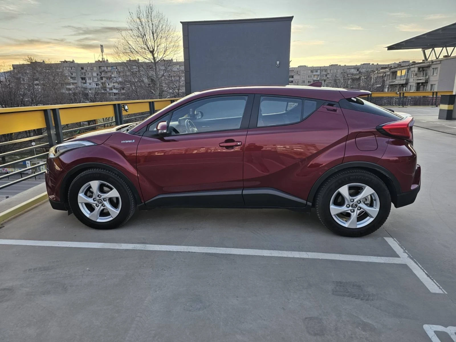 Toyota C-HR 1.8 Hybrid - изображение 3