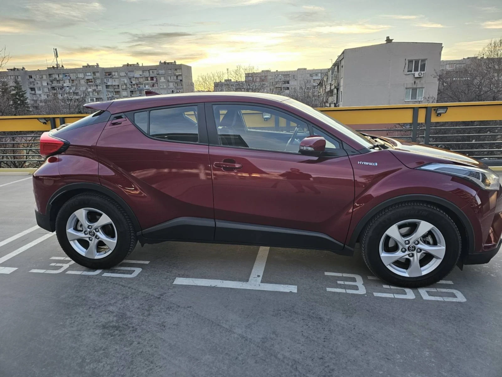 Toyota C-HR 1.8 Hybrid - изображение 7