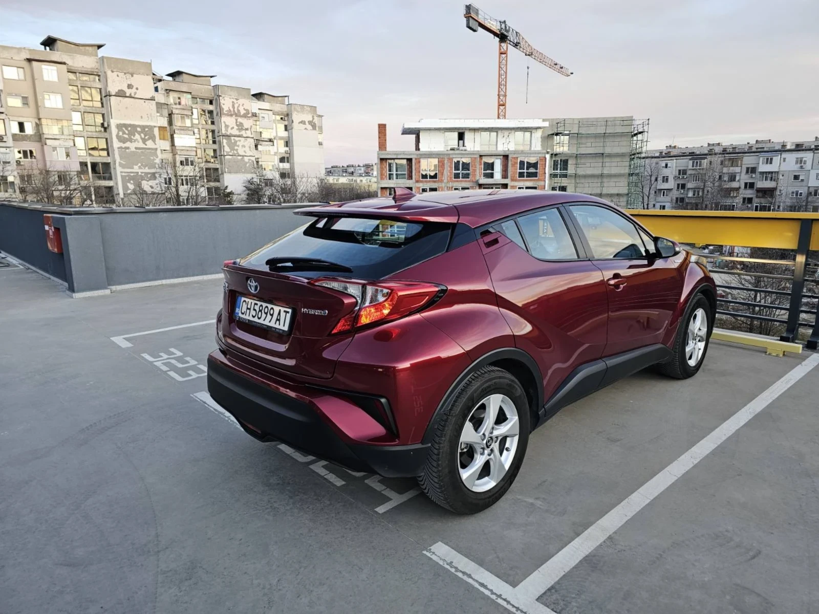 Toyota C-HR 1.8 Hybrid - изображение 6