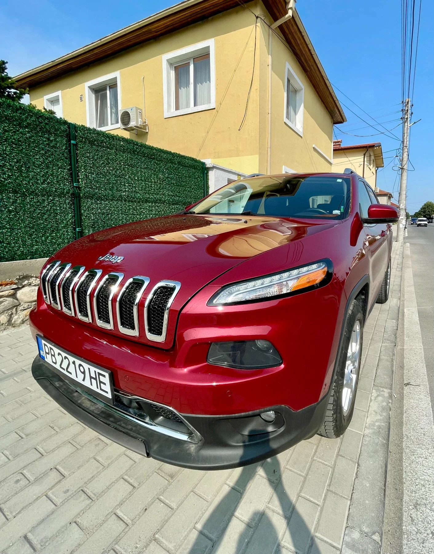 Jeep Cherokee 3.2 LIMITED - изображение 2