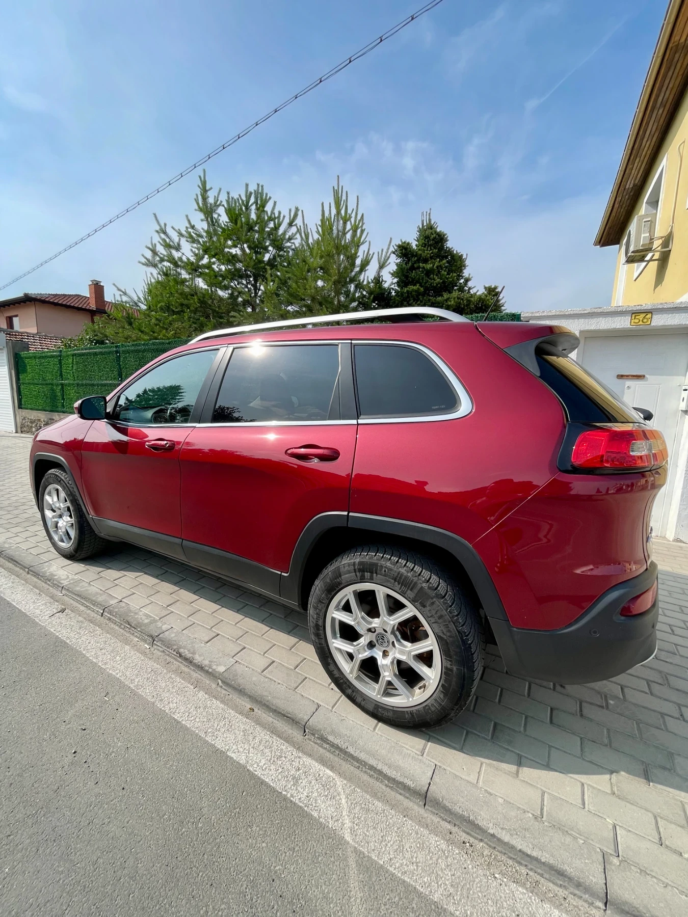 Jeep Cherokee 3.2 LIMITED - изображение 6