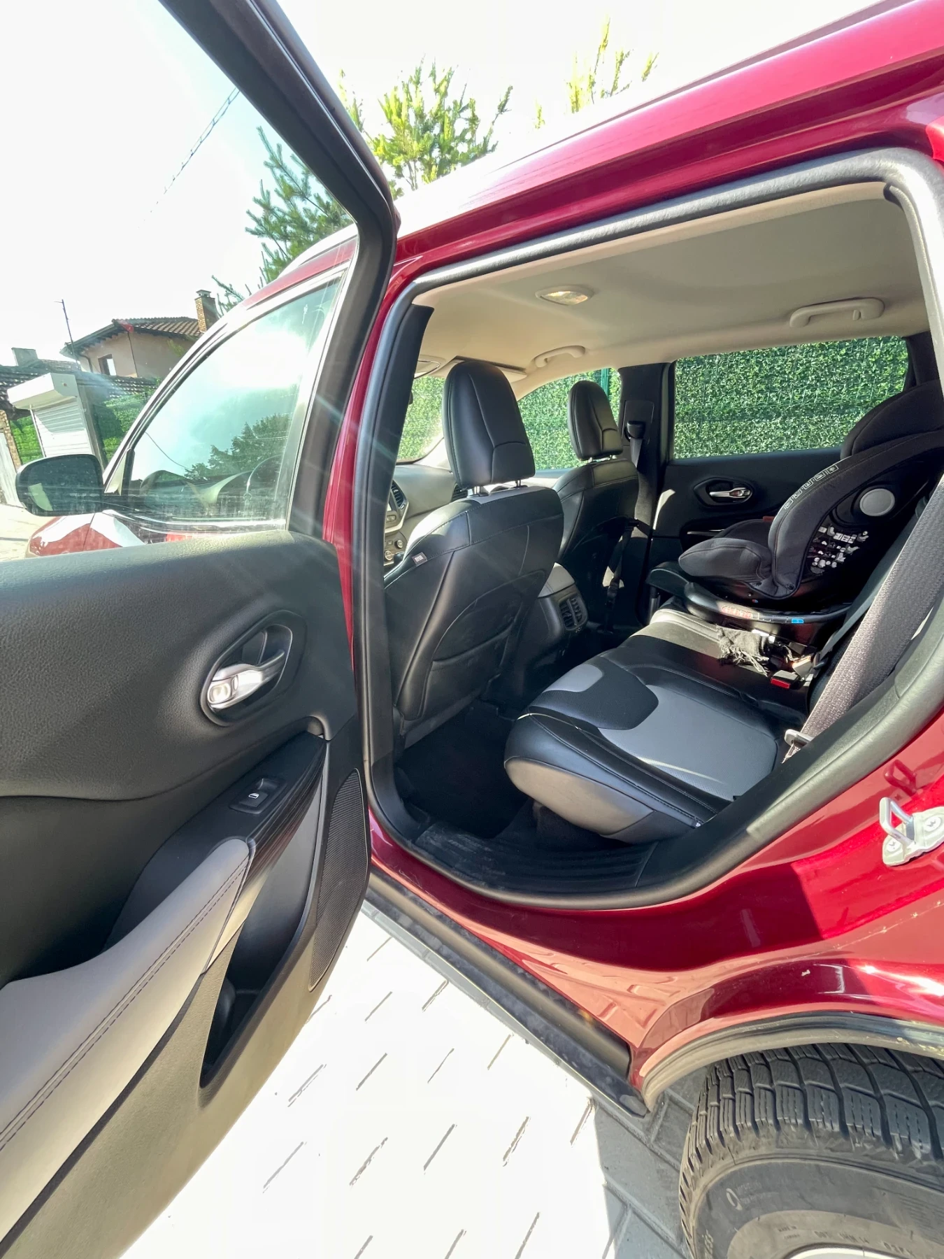 Jeep Cherokee 3.2 LIMITED - изображение 10