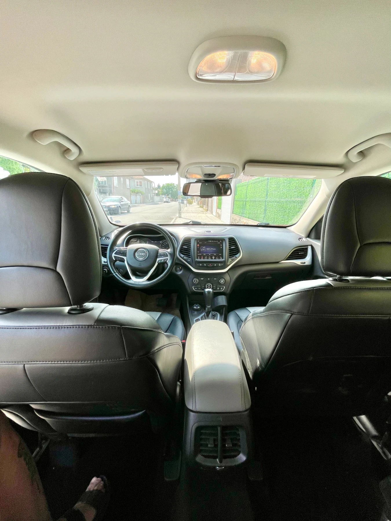 Jeep Cherokee 3.2 LIMITED - изображение 9