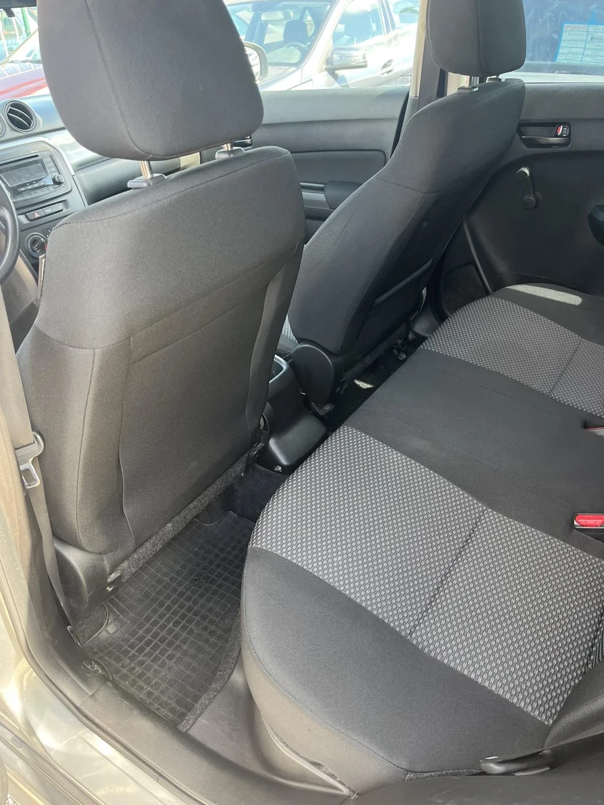 Suzuki Vitara 1.6 БЕНЗИН - изображение 9