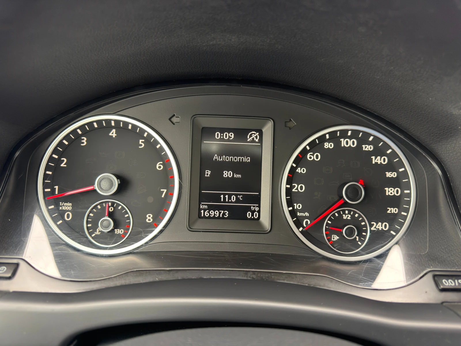 VW Tiguan 1.4TSI 122 E5B | Mobile.bg   16