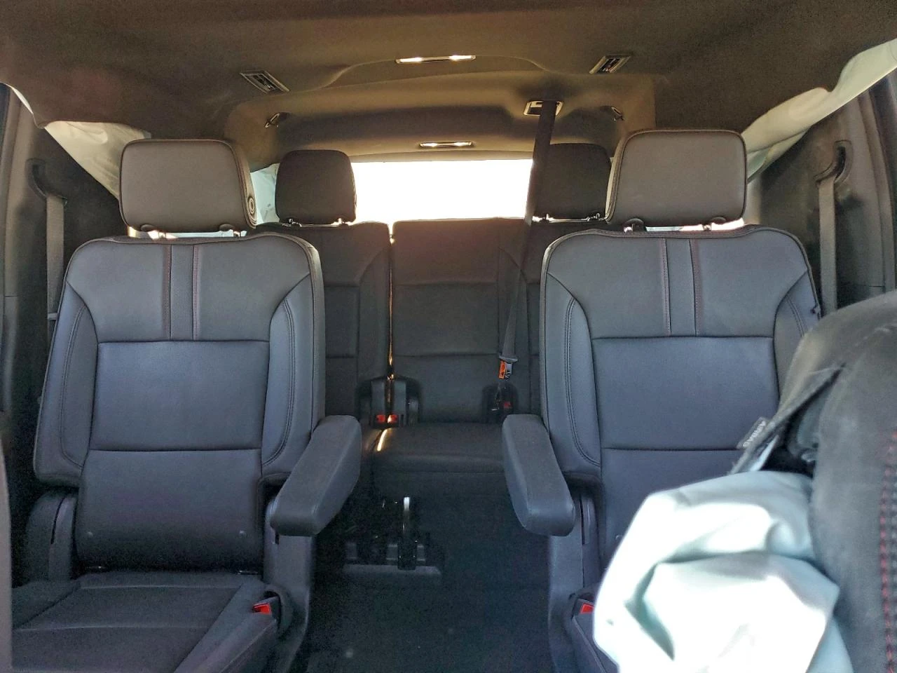 Chevrolet Suburban  K1500 RST AWD/АВТОКРЕДИТ - изображение 10