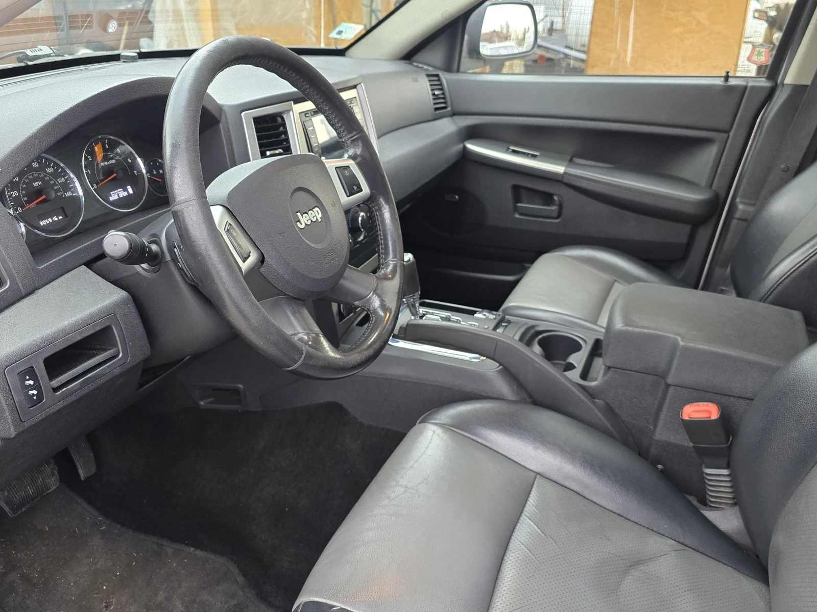 Jeep Grand cherokee 3.0CRD/Автоматик /Лизинг  - изображение 7