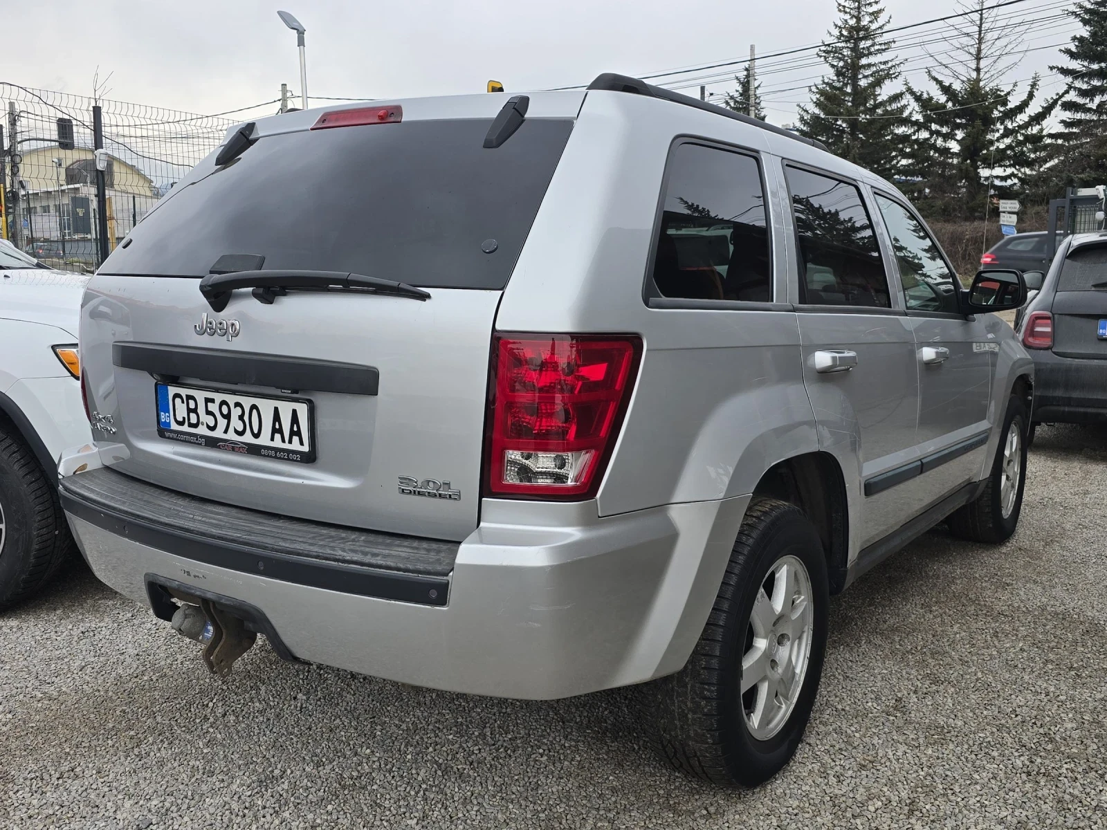 Jeep Grand cherokee 3.0CRD/Автоматик /Лизинг  - изображение 4