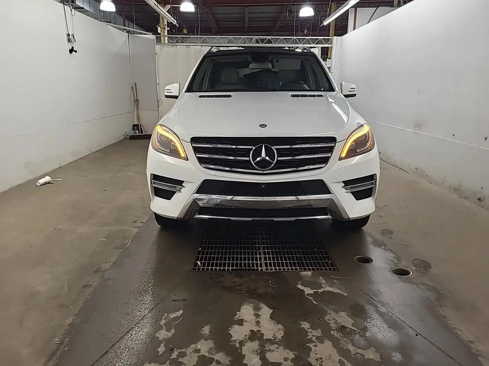 Mercedes-Benz ML 350 Harman/Kardon* 360View* Keyless* �������* ���� | Mobile.bg � ����������� 2
