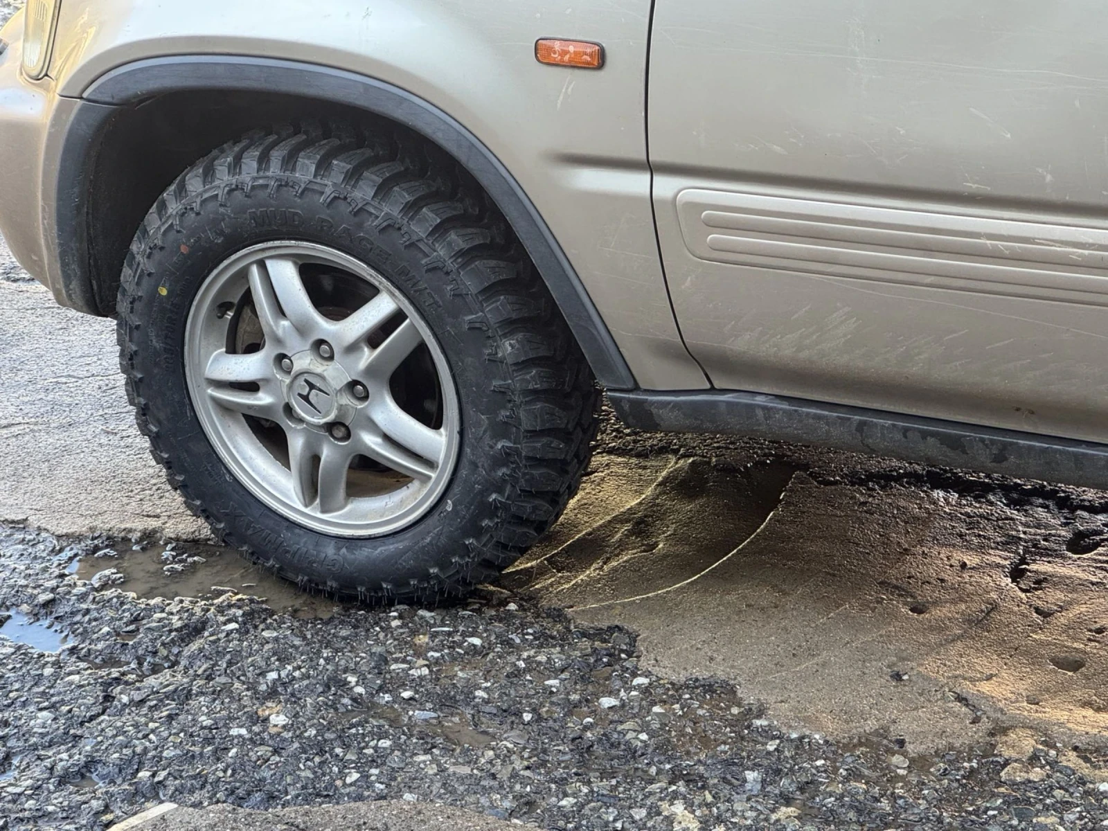 Honda Cr-v 2.0 147к.с, снимка 11 - Автомобили и джипове - 54162632