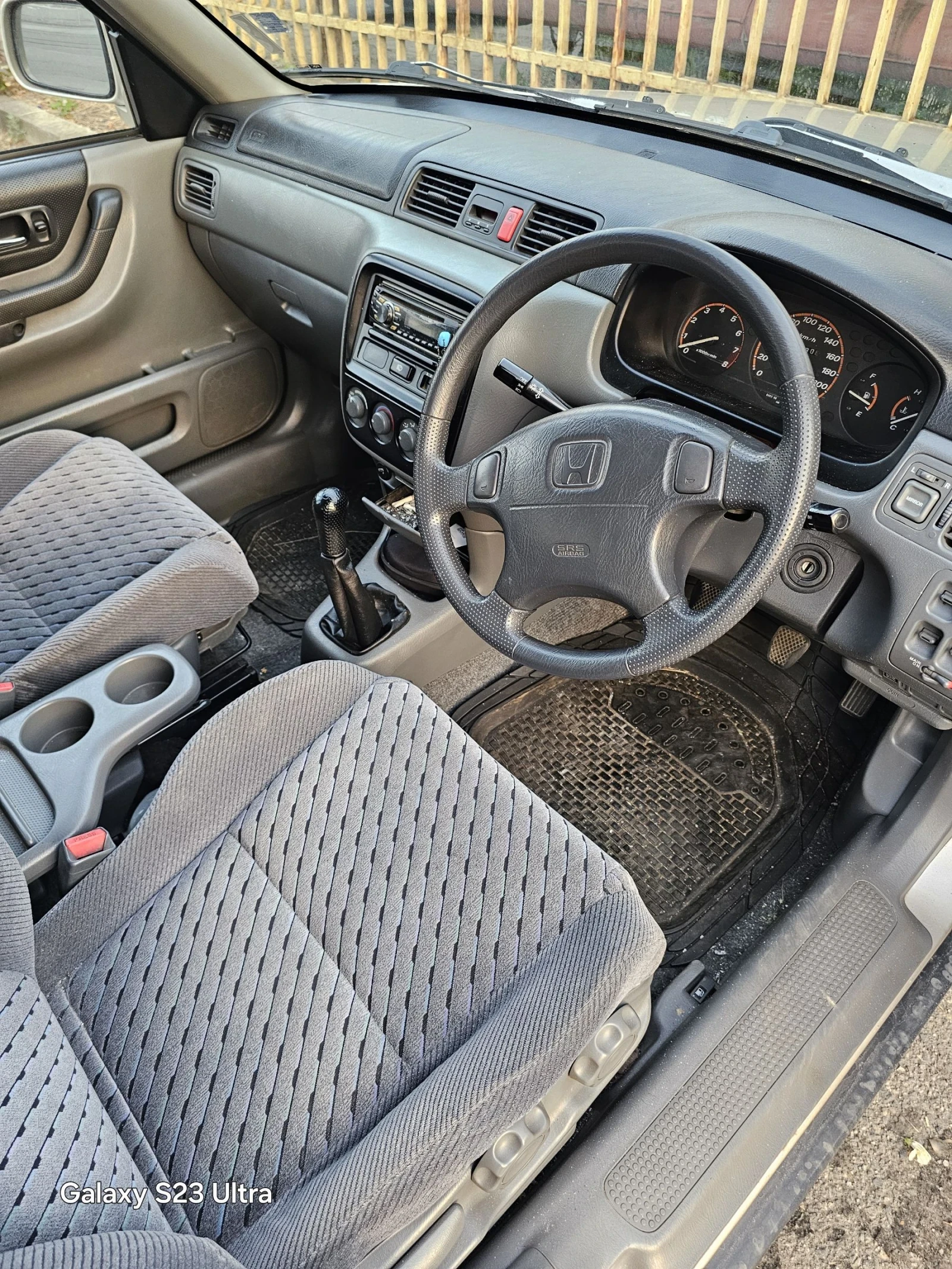 Honda Cr-v 2.0 147к.с, снимка 3 - Автомобили и джипове - 54162632