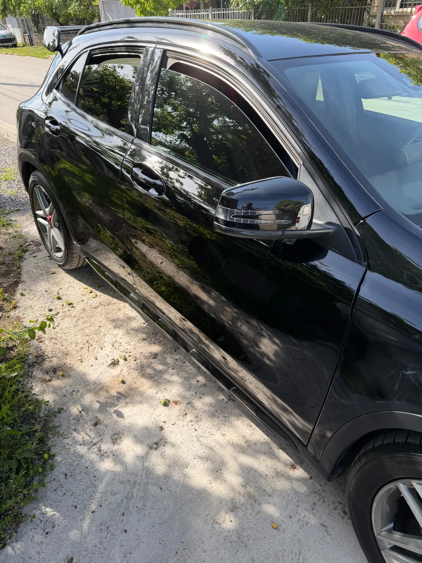 Mercedes-Benz GLA 220, снимка 5 - Автомобили и джипове - 54725770