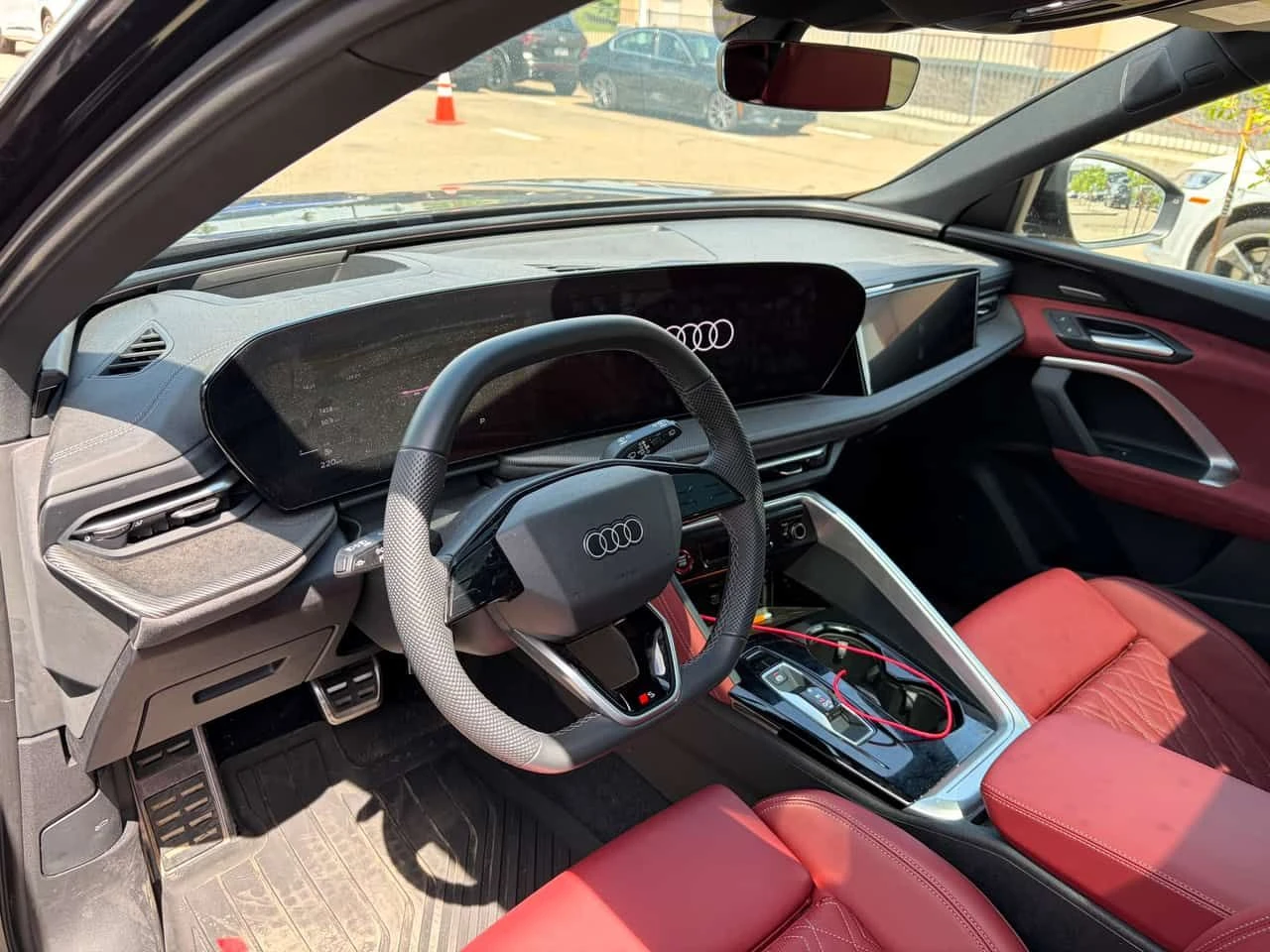 Audi SQ5 Technik /360/DIS/B&O/HUD/АВТОКРЕДИТ, снимка 4 - Автомобили и джипове - 55085221