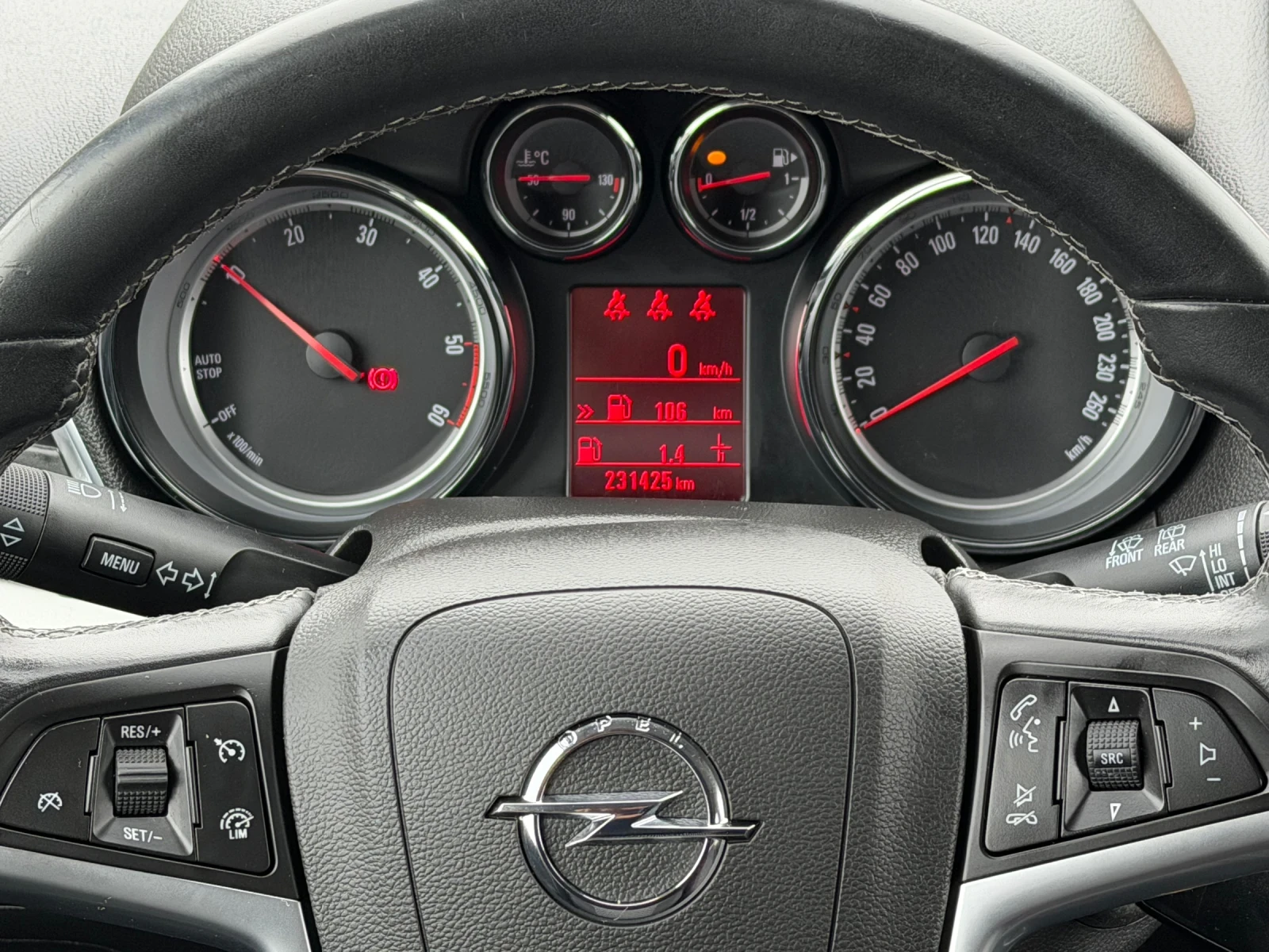 Opel Mokka 1.7CDTI, снимка 10 - Автомобили и джипове - 55130274