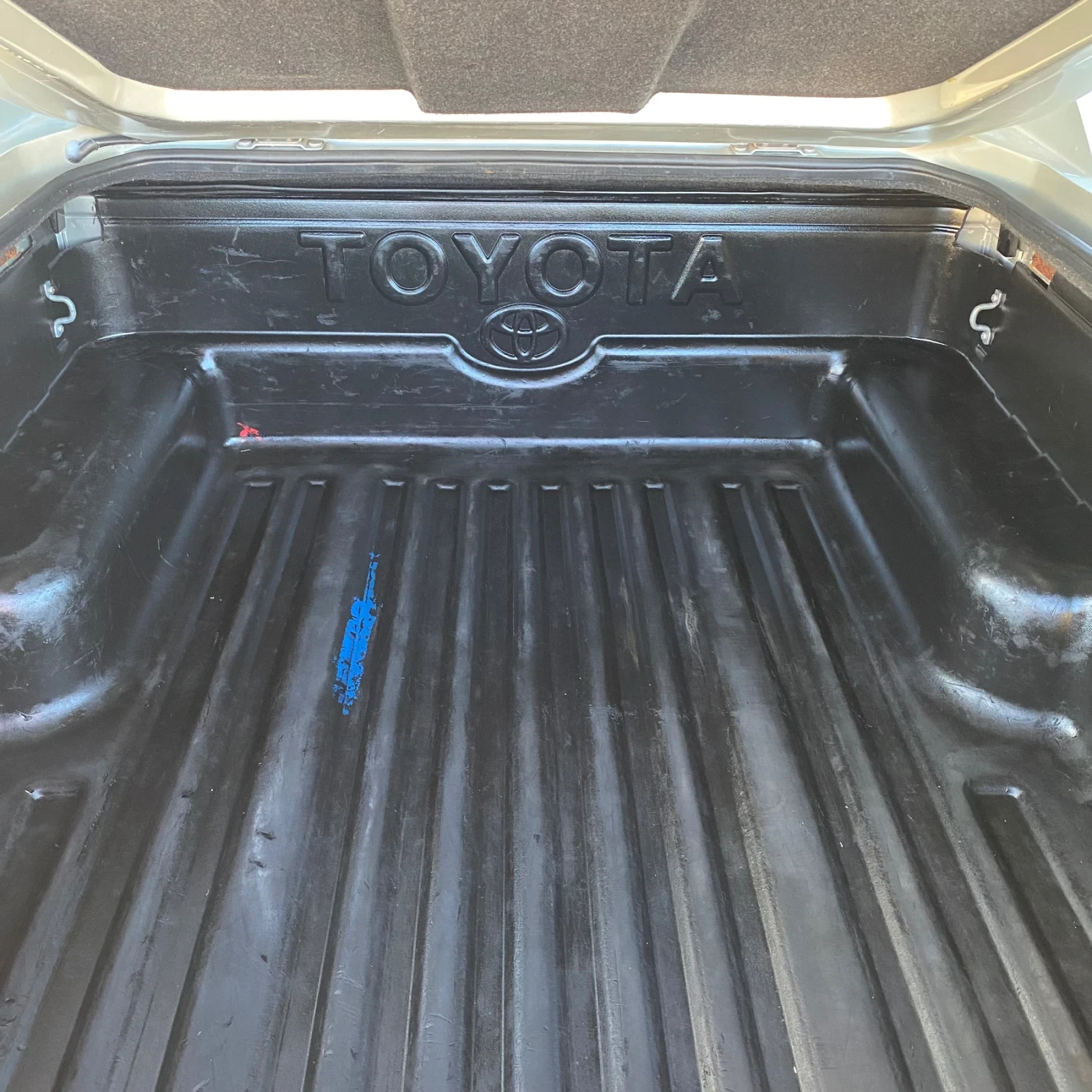 Toyota Hilux 3.0 d4d, снимка 15 - Автомобили и джипове - 55302492