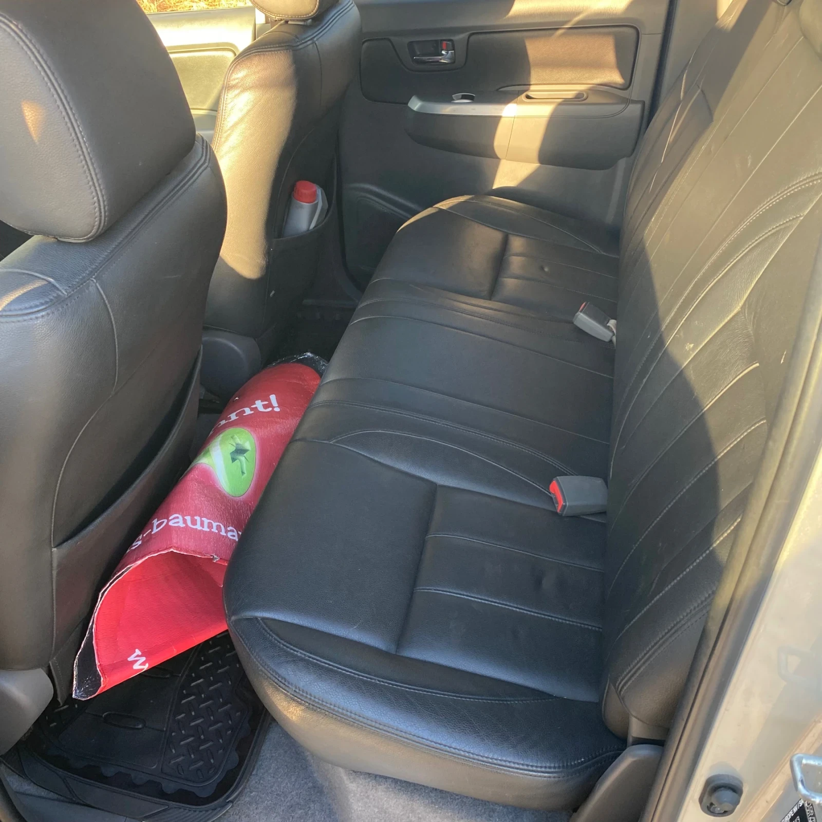 Toyota Hilux 3.0 d4d, снимка 13 - Автомобили и джипове - 55302492