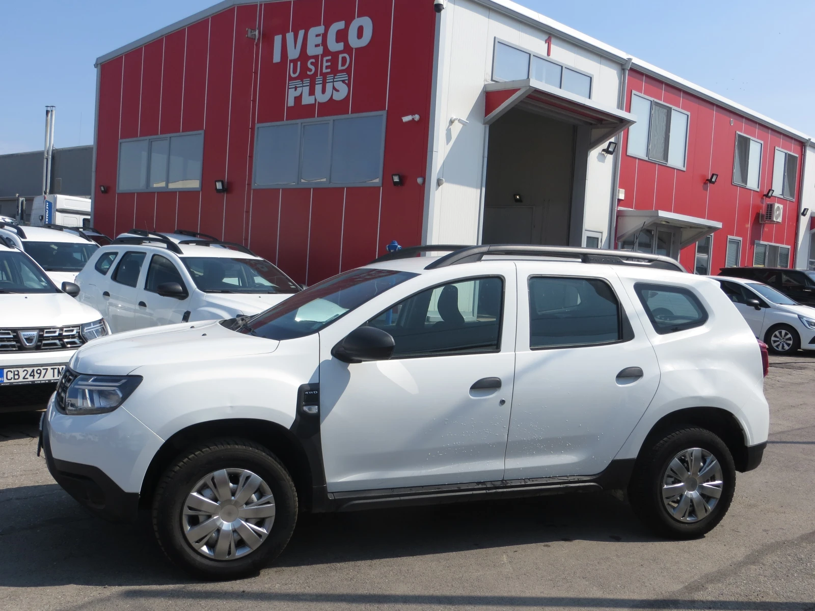 Dacia Duster 1, 5 DCI 4x4 ГАРАНЦИЯ, снимка 2 - Автомобили и джипове - 55434248