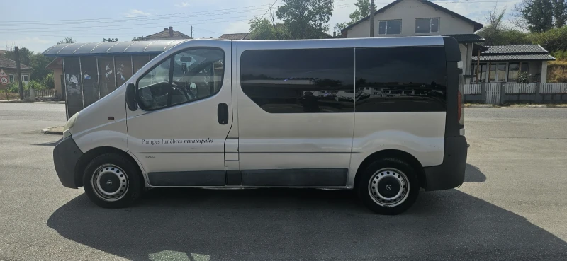 Opel Vivaro 2.0 TDCI, снимка 3 - Бусове и автобуси - 52327533