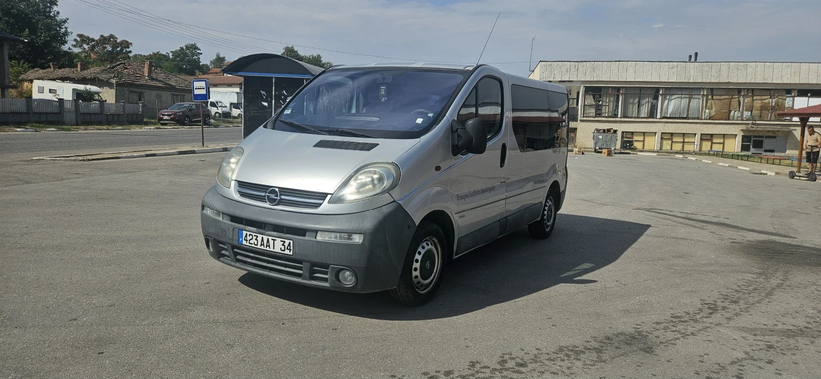 Opel Vivaro 2.0 TDCI, снимка 1