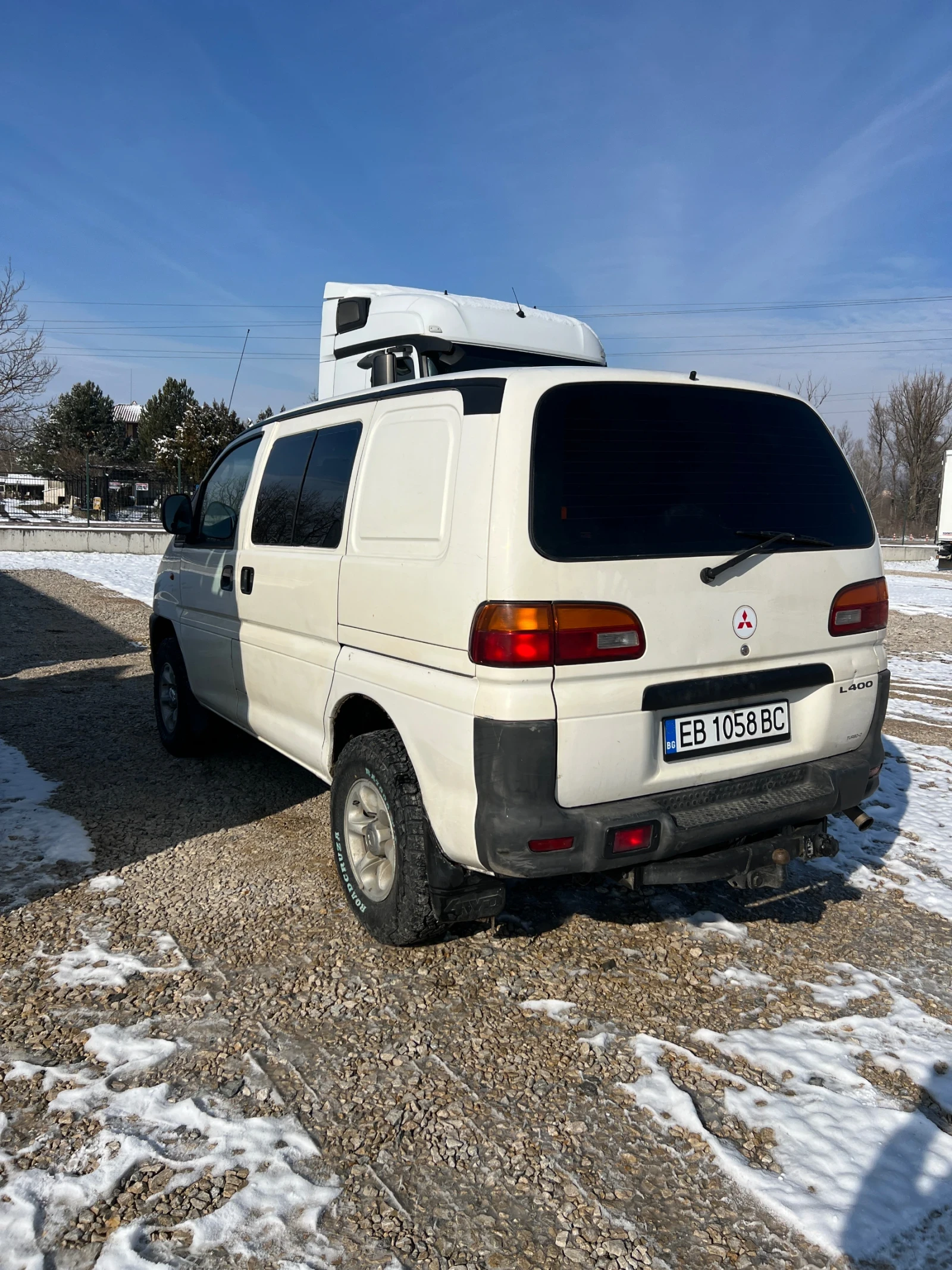 Mitsubishi L  - изображение 4