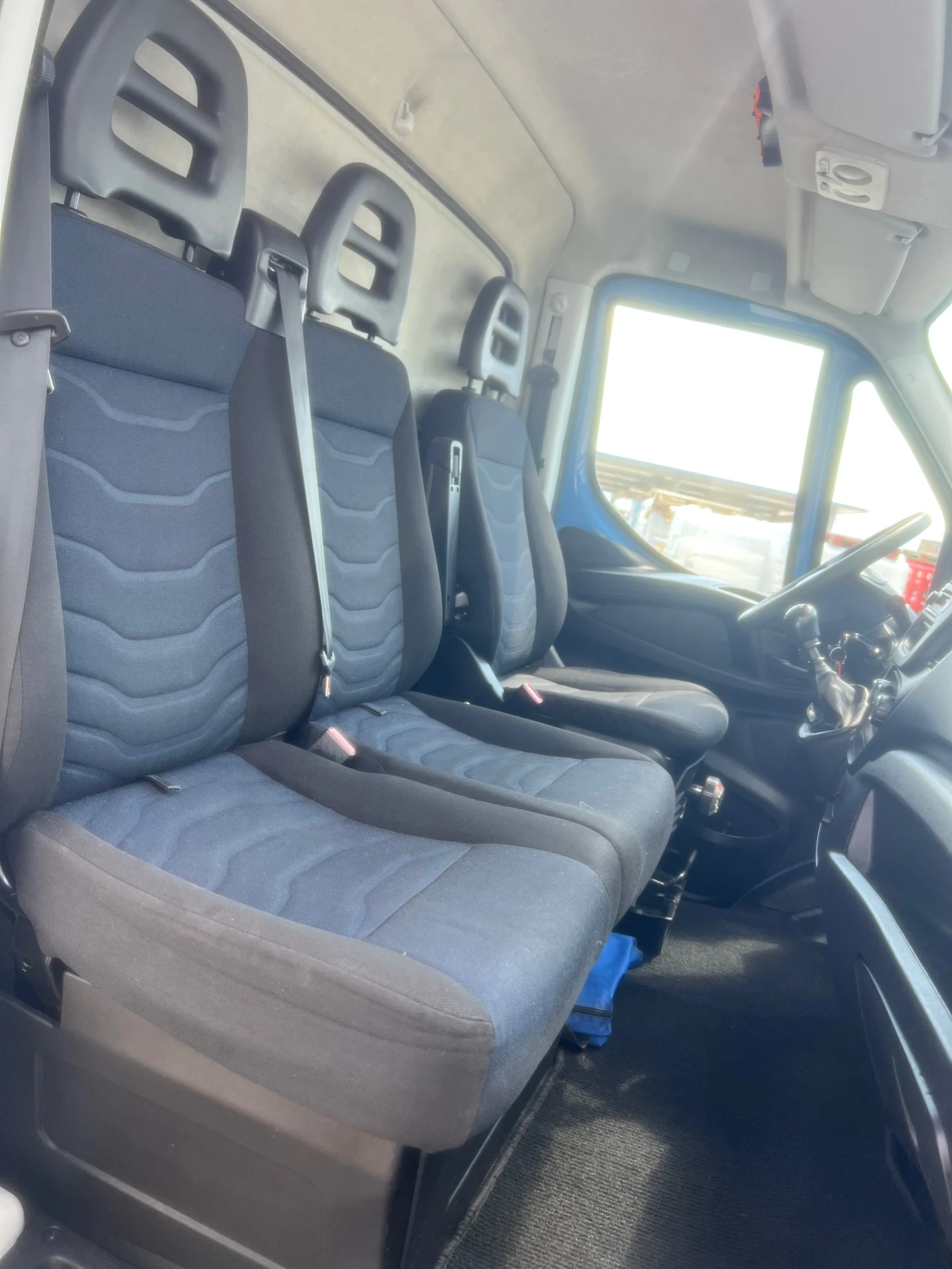 Iveco Daily 2017г. Падащ борд Б-категория, снимка 14 - Бусове и автобуси - 55541911