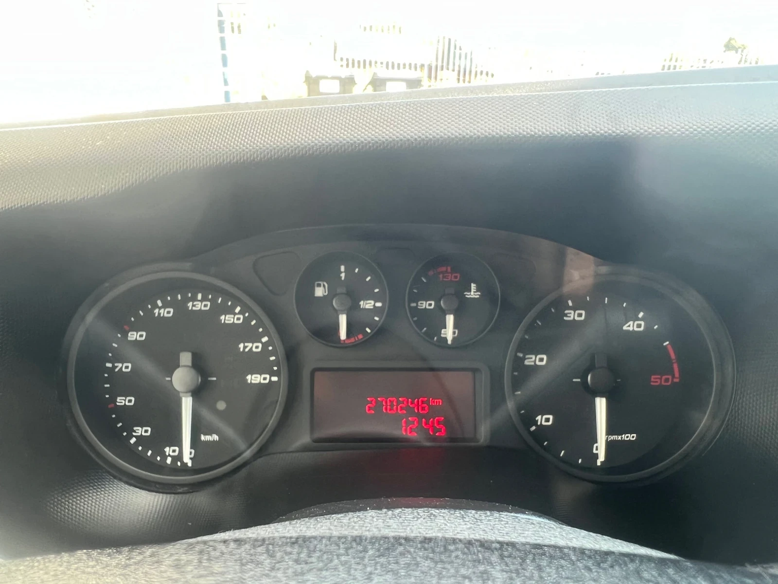 Iveco Daily 2017г. Падащ борд Б-категория, снимка 17 - Бусове и автобуси - 55541911