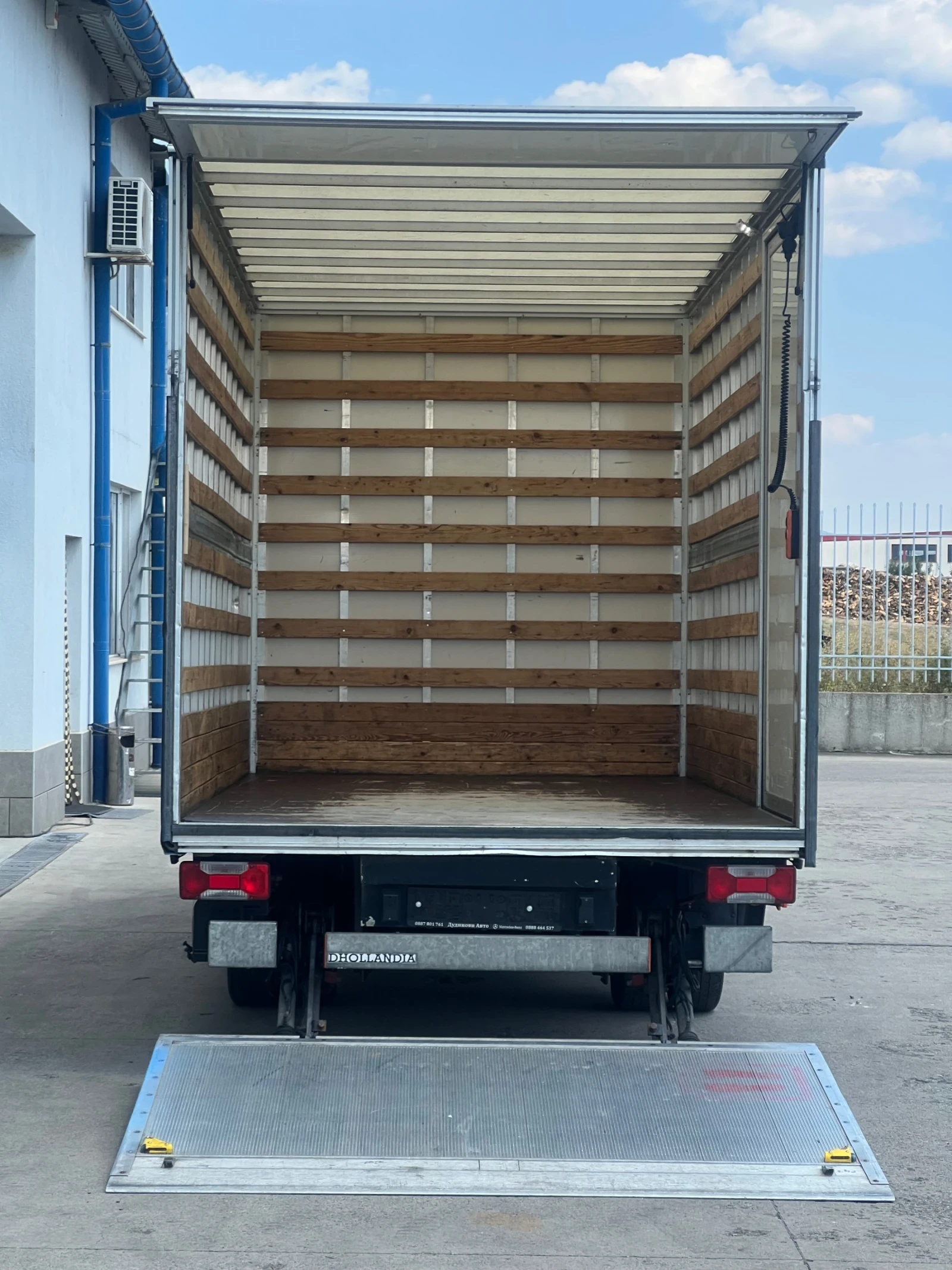 Iveco Daily 2017г. Падащ борд Б-категория, снимка 10 - Бусове и автобуси - 55541911