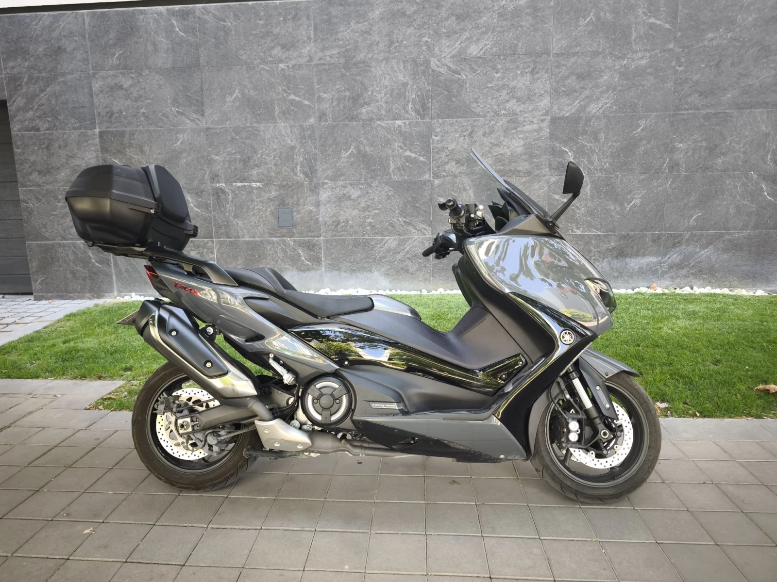 Yamaha T-max 560cc TECH MAX 