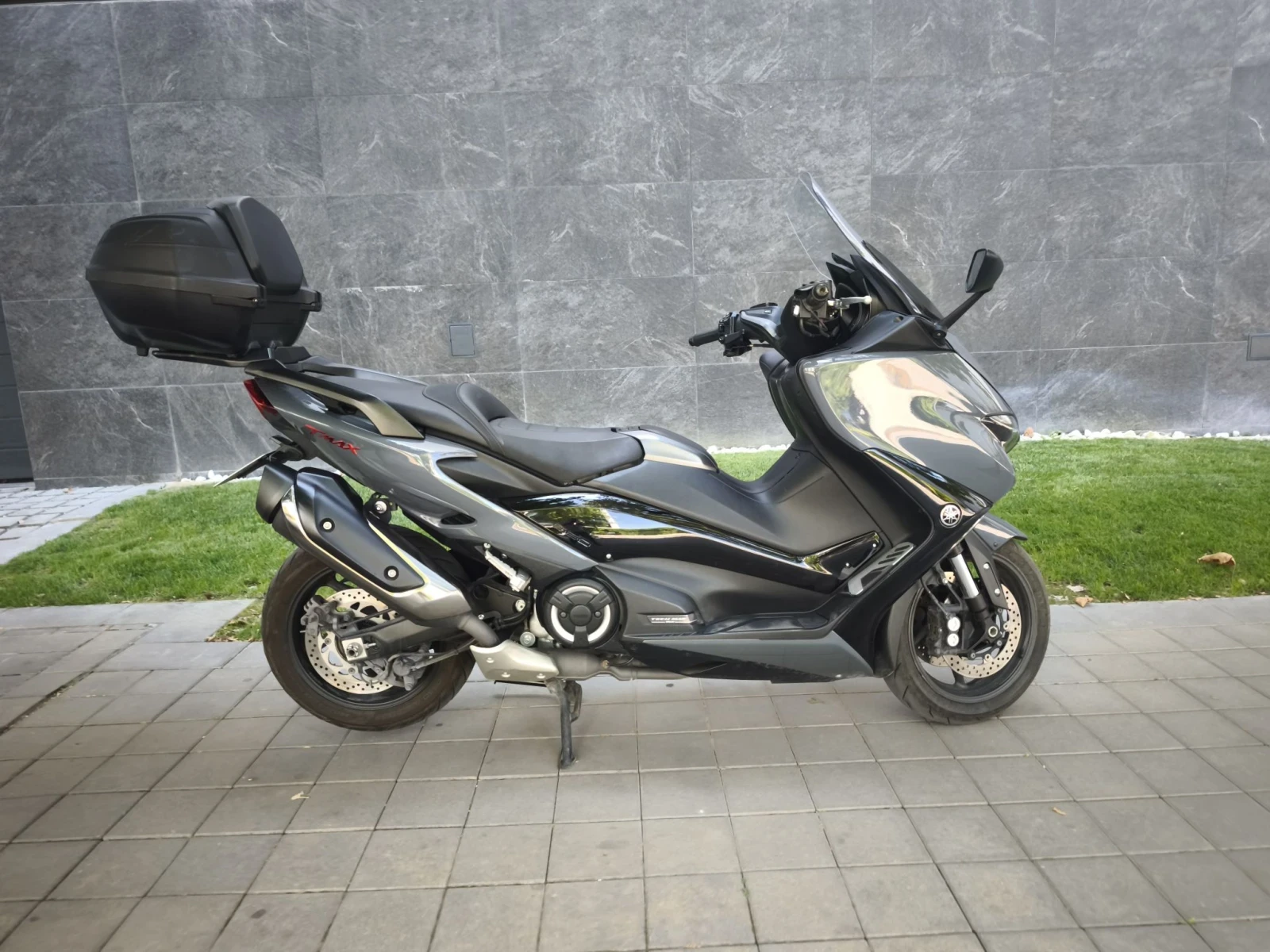 Yamaha T-max 560cc TECH MAX , снимка 9 - Мотоциклети и мототехника - 55625780