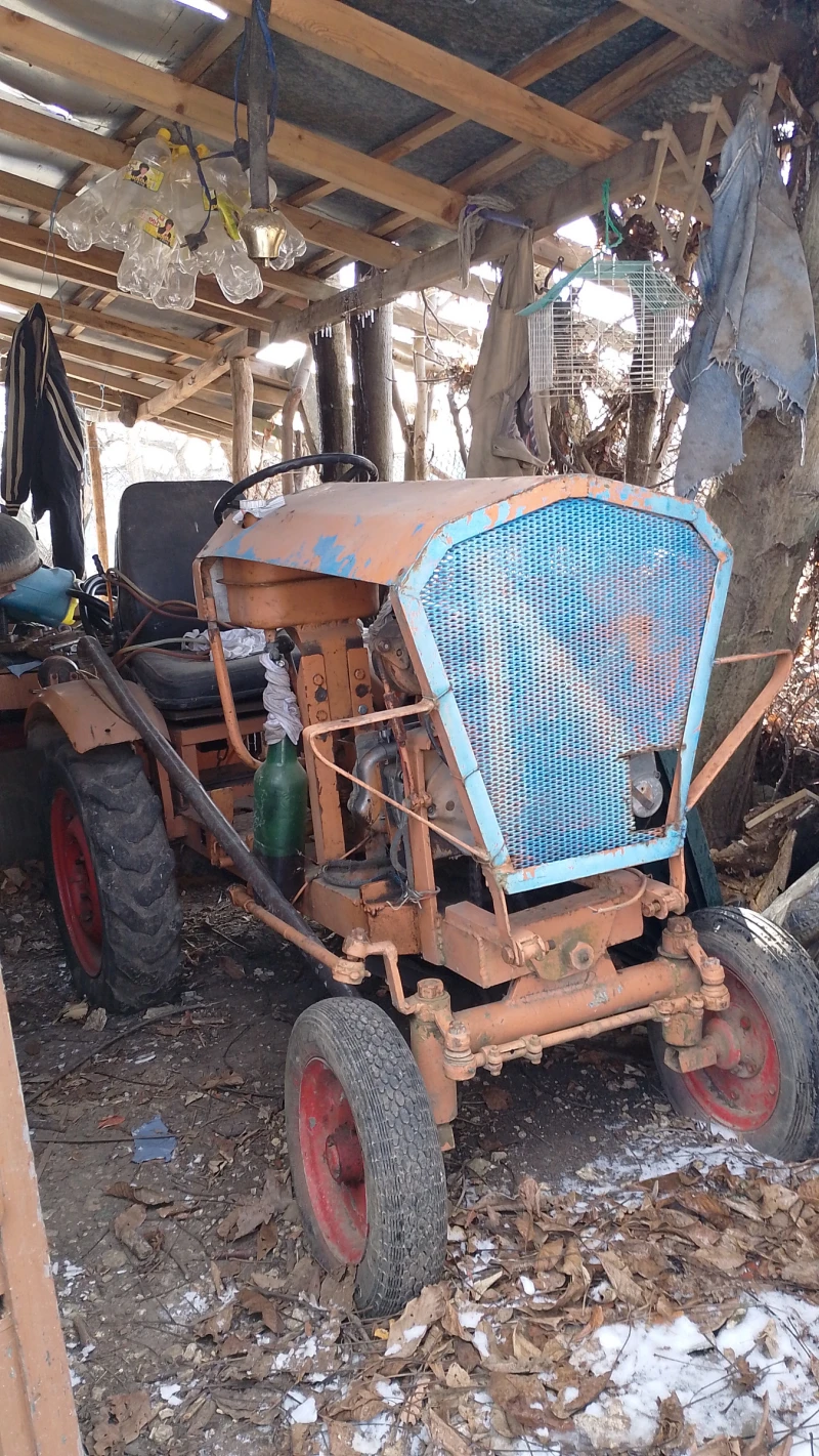 Трактор Друга марка