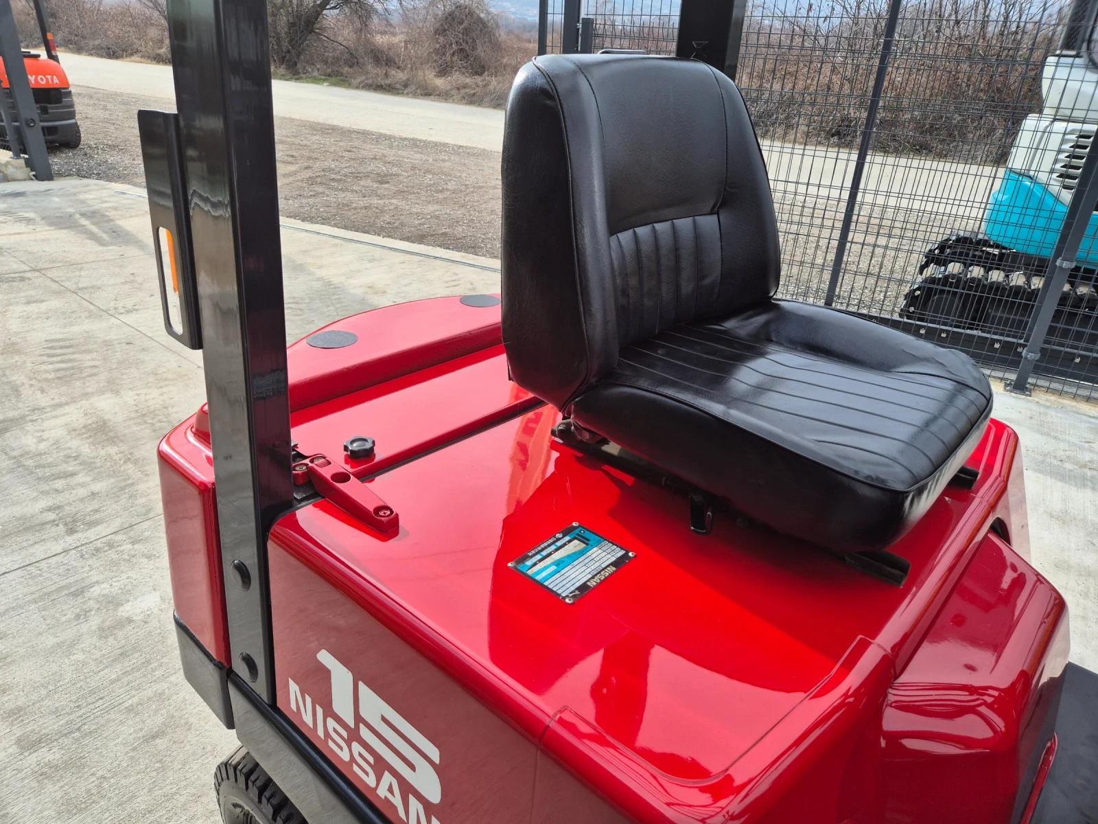  Nissan  /  /   ! | Mobile.bg   11