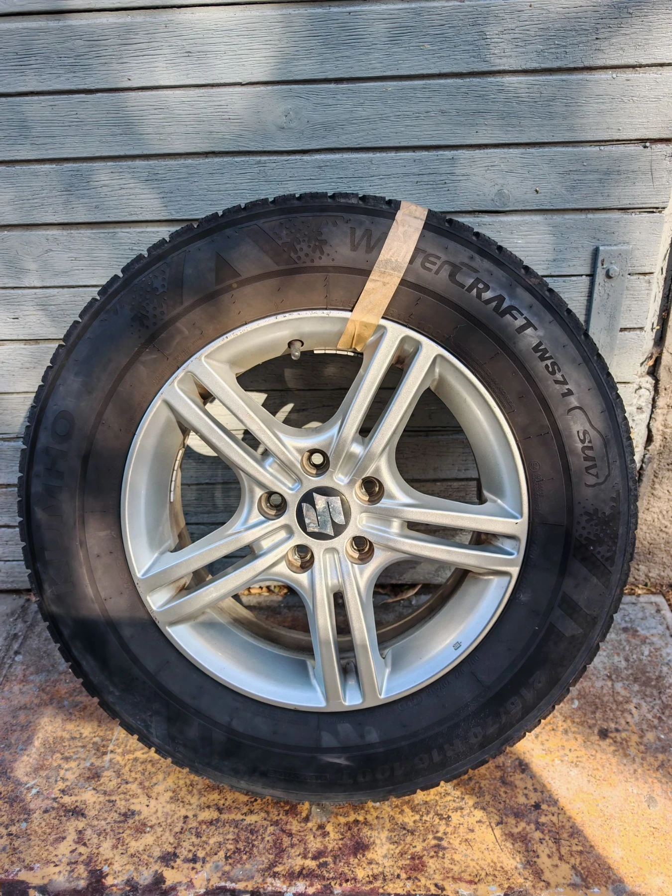 Гуми с джанти Kumho 215/70R16