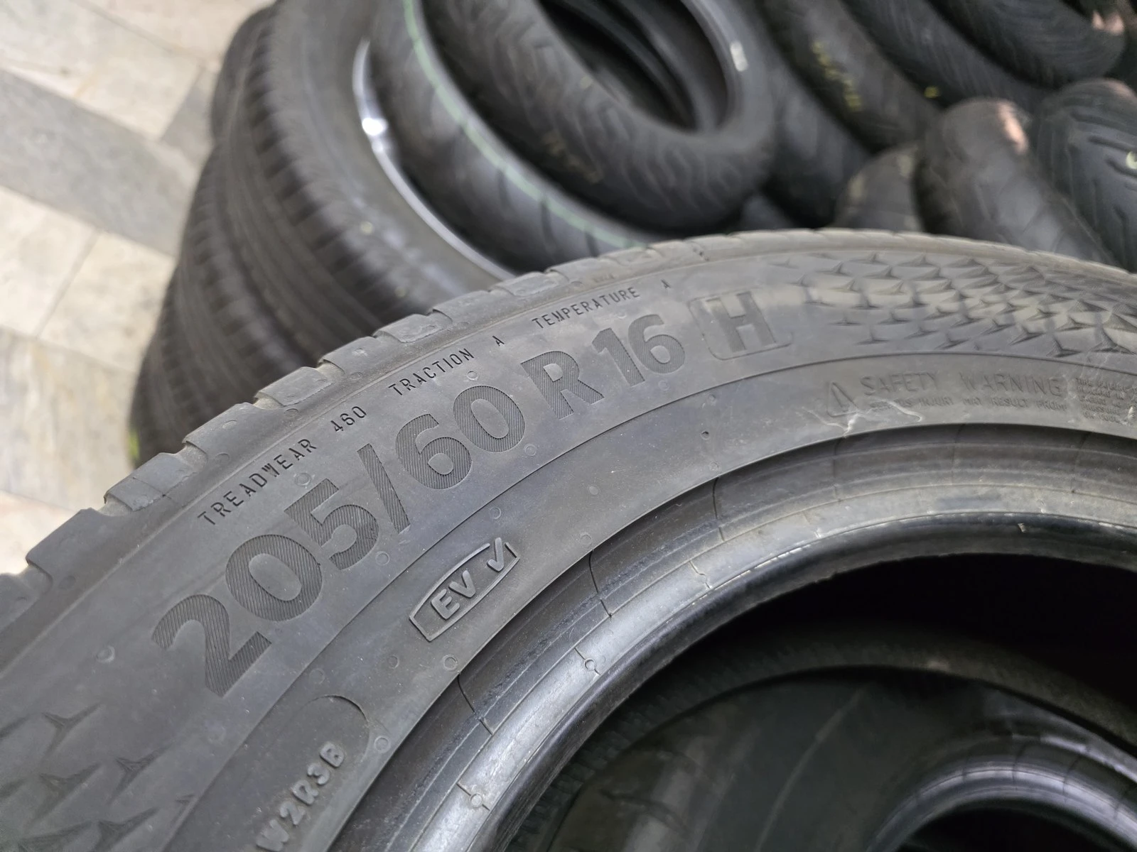 Гуми Летни 205/60R16, снимка 9 - Гуми и джанти - 56664408