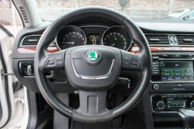 Обява за продажба на Skoda Superb 2.0TDI DSG Elegance ~13 499 лв. - изображение 11