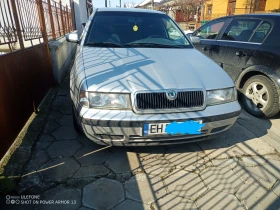 Skoda Octavia 1.6 газ/бензин, снимка 1