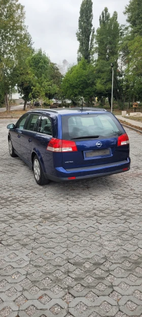 Opel Vectra 1.8Бензин, Клима+ 4Джанти с гуми - 3960 лв. / 2024.72 € - 36496484 3