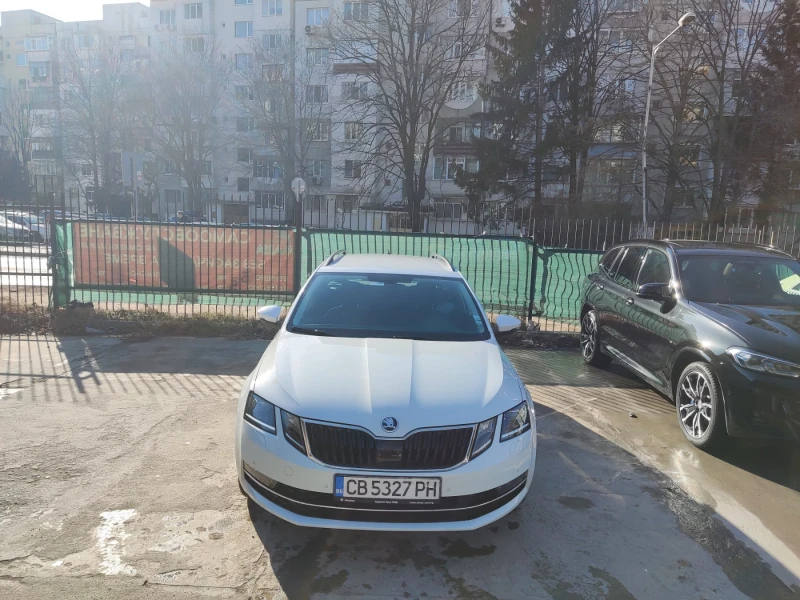 Skoda Octavia Метан, снимка 1 - Автомобили и джипове - 47254521