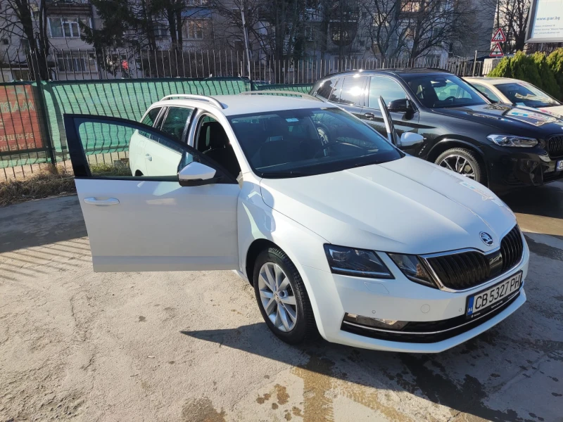 Skoda Octavia Метан, снимка 6 - Автомобили и джипове - 47254521