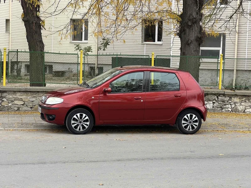 Fiat Punto 1.2, снимка 2 - Автомобили и джипове - 47822621