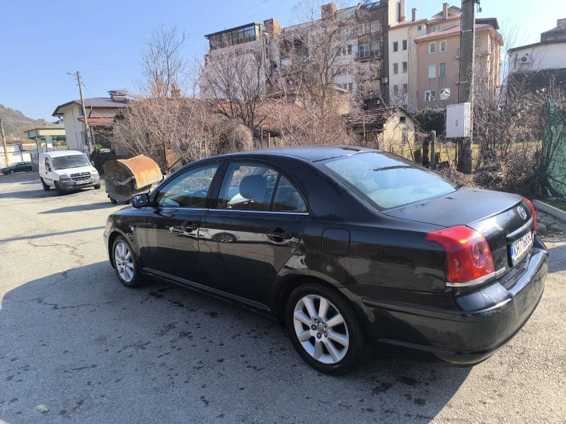 Toyota Avensis D4d, снимка 7 - Автомобили и джипове - 49035510